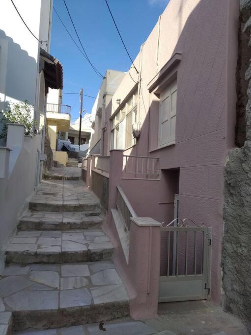 Nikoshomesyros Ermoupoli Exterior photo